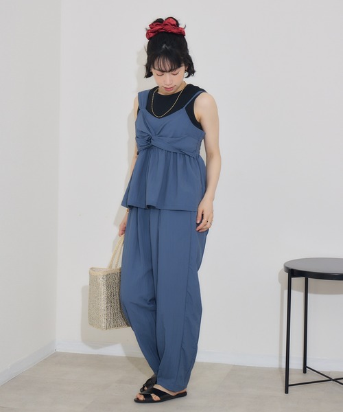 KATHARINE ROSS（キャサリンロス）の「【PILLINI/ピリーニ】アシンメトリーツイストビスチェ（ベスト・レディース・ブラック/ベージュ/ブルー・MEDIUM）」の22枚目の写真