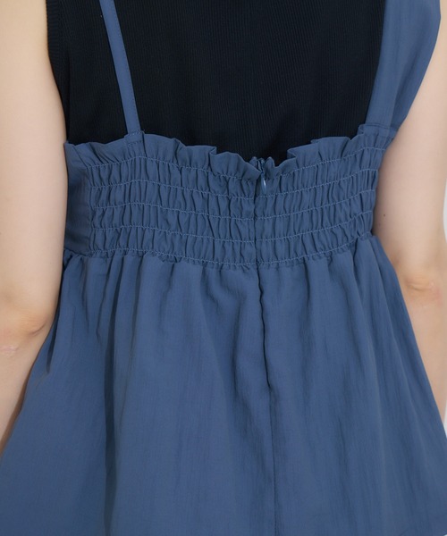 KATHARINE ROSS（キャサリンロス）の「【PILLINI/ピリーニ】アシンメトリーツイストビスチェ（ベスト・レディース・ブラック/ベージュ/ブルー・MEDIUM）」の11枚目の写真