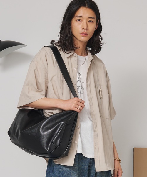 UNTRACE 直営店限定　NL特注　ショルダーバッグ UNTRACE 直営店限定NL特注ショルダーバッグ