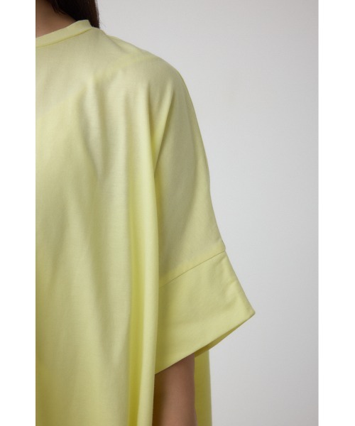 AZUL by moussy(アズールバイマウジー)の「C/T冷感ロゴシシュウTシャツ(Tシャツ/カットソー・レディース・ブラック/オフホワイト/ライトイエロー/ブラウン・FREE)」の7枚目の写真
