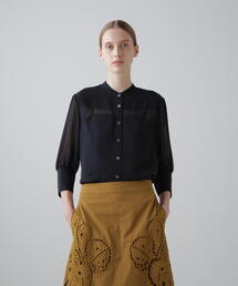 《美品》ADORE クリアコンパクトクルーネックブラウス 長袖 ピンタック M 美品ADORE クリアコンパクトブラウス 美品》ADORE クリアコンパクト