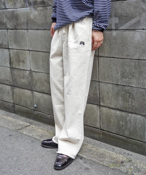 CPCM(シーピーシーエム)の「【ANYMAL】1ポイント刺繍裾フリンジデニム(デニムパンツ・レディース・ホワイト/ネイビー・MEDIUM/LARGE)」の7枚目の写真