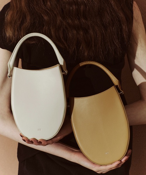 ADAM ET ROPE'（アダムエロペ）の「【PFT】Tamago Small ポシェット（ハンドバッグ・レディース・ブラウン/ホワイト/キャメル・FREE）」の7枚目の写真