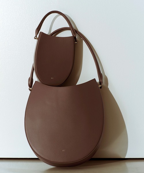 ADAM ET ROPE'（アダムエロペ）の「【PFT】Tamago Small ポシェット（ハンドバッグ・レディース・ブラウン/ホワイト/キャメル・FREE）」の9枚目の写真