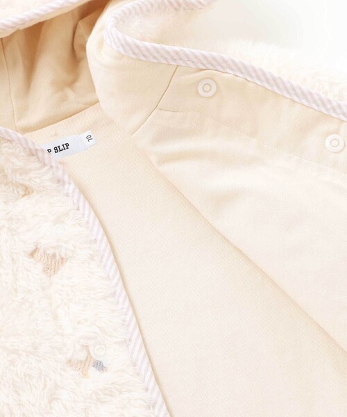 SLAP SLIP BABY(スラップスリップベビー)の「【お揃い】フード付き総柄刺しゅうもこもこボアマントベビー(50~90cm)(その他ベビーウェア・キッズ・オフホワイト/ピンク・FREE)」の9枚目の写真