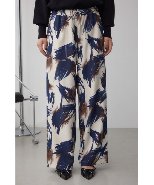 AZUL by moussy(アズールバイマウジー)の「パッチポケットウエストイージーパンツ(スラックス・レディース・ブラック系その他/ブラック/ホワイト系その他/ブラウン・SMALL/MEDIUM)」の8枚目の写真