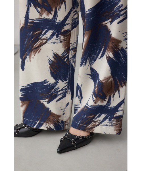 AZUL by moussy(アズールバイマウジー)の「パッチポケットウエストイージーパンツ(スラックス・レディース・ブラック系その他/ブラック/ホワイト系その他/ブラウン・SMALL/MEDIUM)」の14枚目の写真