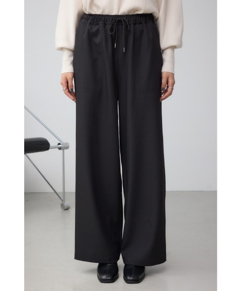 AZUL by moussy(アズールバイマウジー)の「パッチポケットウエストイージーパンツ(スラックス・レディース・ブラック系その他/ブラック/ホワイト系その他/ブラウン・SMALL/MEDIUM)」の18枚目の写真