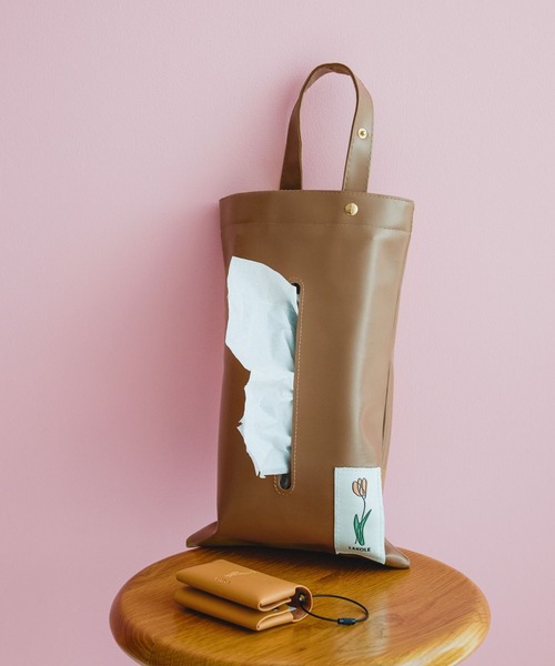 LAKOLE(ラコレ)の「FLOWERティッシュカバー / 582704(インテリア雑貨・レディース・ブルー/ピンク/ブラウン・FREE)」の2枚目の写真