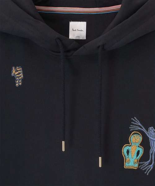 Paul Smith(ポールスミス)の「“Little Beasts Embroidery” パーカ【253507 072YE】(パーカー・メンズ・ネイビー・MEDIUM/LARGE/X-LARGE)」の2枚目の写真