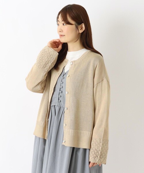 one'sterrace(ワンズテラス)の「袖透かし 柄編みカーディガン(カーディガン/ボレロ・レディース・オレンジ系その他5/ブラック系8/ベージュ系8/イエロー系8・02)」の3枚目の写真