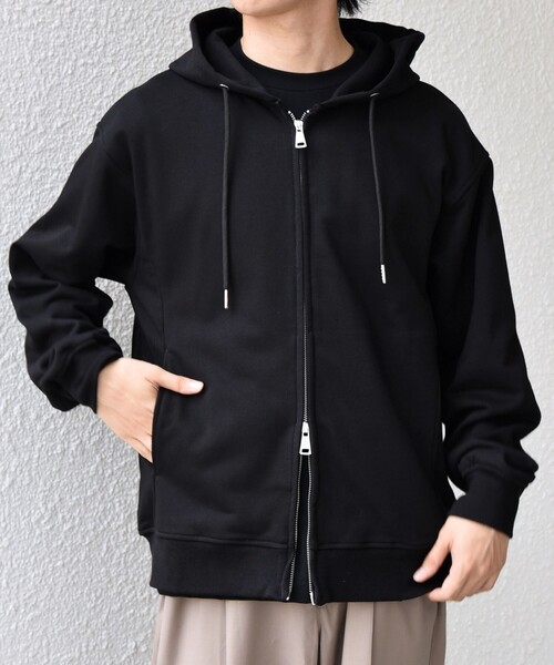 SHIPS any(シップス エニィ)の「SHIPS any: CLASSY バックタック スウェット ジップ パーカー◇(パーカー・メンズ・ブラック/ナチュラル/チャコールグレー・MEDIUM/LARGE)」の2枚目の写真