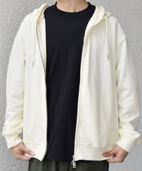SHIPS any(シップス エニィ)の「SHIPS any: CLASSY バックタック スウェット ジップ パーカー◇(パーカー・メンズ・ブラック/ナチュラル/チャコールグレー・MEDIUM/LARGE)」の22枚目の写真