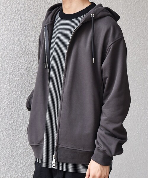 SHIPS any(シップス エニィ)の「SHIPS any: CLASSY バックタック スウェット ジップ パーカー◇(パーカー・メンズ・ブラック/ナチュラル/チャコールグレー・MEDIUM/LARGE)」の8枚目の写真
