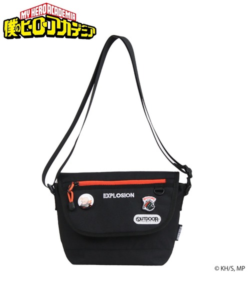 OUTDOOR PRODUCTS(アウトドアプロダクツ)の「【僕のヒーローアカデミア×OUTDOOR PRODUCTS】 缶バッチ付きフラップショルダー(ショルダーバッグ・レディース・グレー/ターコイズブルー/スカイブルー/オレンジ・FREE)」の4枚目の写真