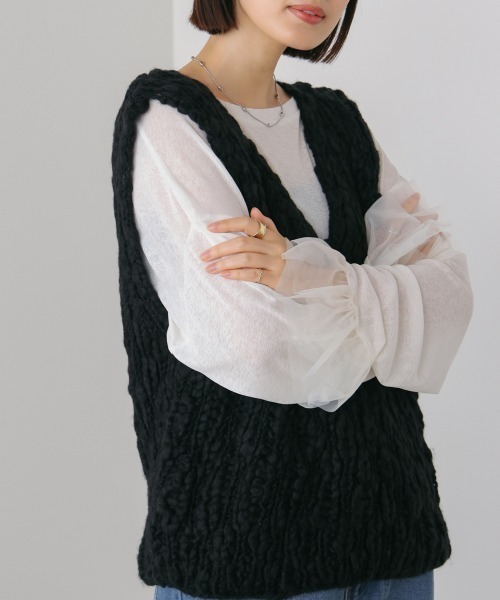 Bou Jeloud(ブージュルード)の「ハンドニットVベスト(ベスト・レディース・ブラック/グレー/オフホワイト・38)」の18枚目の写真