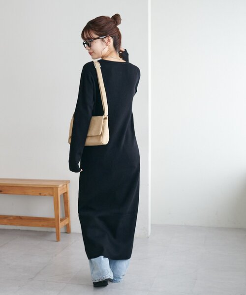 DISCOAT（ディスコート）の「モチモチリブヘンリーワンピース《WEB限定カラーあり》（ワンピース・レディース・チャコールグレー/ブラック/ライトベージュ/モカ・TM/PS/MEDIUM）」の10枚目の写真