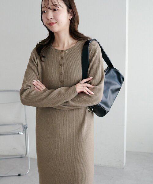 モチモチリブヘンリーワンピース《WEB限定カラーあり》（ワンピース