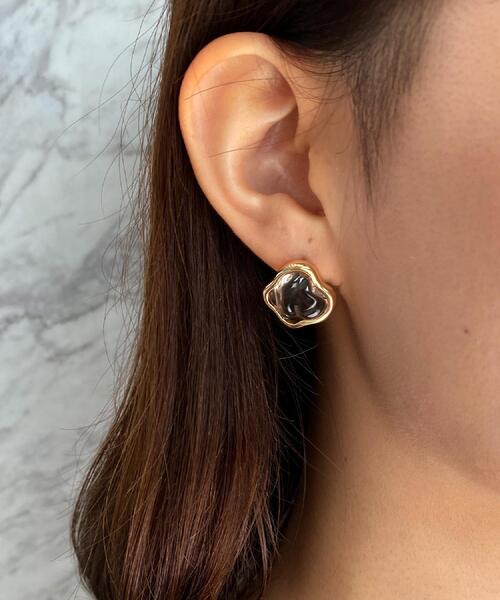 OPAQUE.CLIP（オペークドットクリップ）の「クリアカラーニュアンスピアス（ピアス（両耳用）・レディース・シルバー/ゴールド・00）」の3枚目の写真