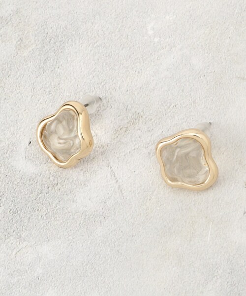 OPAQUE.CLIP（オペークドットクリップ）の「クリアカラーニュアンスピアス（ピアス（両耳用）・レディース・シルバー/ゴールド・00）」の4枚目の写真