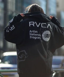 RVCA（ルーカ）の「RVCA メンズ OVER PRINT HD パーカー 【2025年秋冬モデル】/ルーカバックプリントプルオーバーパーカー・フーディー（パーカー）」