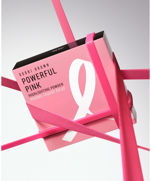 BOBBI BROWN（ボビイブラウン）の「パワフル ピンク ハイライティング パウダー（ハイライト/シェーディング・レディース・L01 ピンクグロウ・FREE）」の6枚目の写真