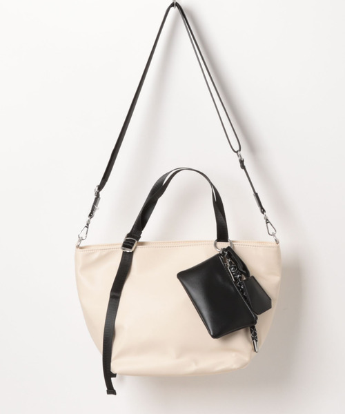 cache cache(カシュ カシュ)の「カシュカシュ cachecache / チャームセット付きナイロン2wayトートバッグ(トートバッグ・レディース・ブラック/アイボリー/ブラウン・FREE)」の11枚目の写真