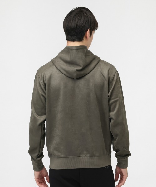 NEW ERA（ニューエラ）の「ニューエラ  P SUEDE PO HOODIE OLI（パーカー・メンズ・ブラウン・M/L/LL）」の2枚目の写真