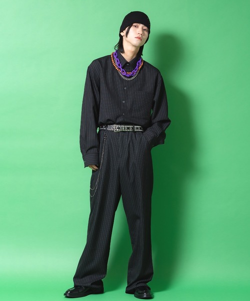a.p.o.v.(エーピーオービー)の「a.p.o.v. 2連ウォレットチェーン付きストライプTRワイドスラックス(その他パンツ・メンズ・ブラック/チャコール・ONESIZE)」の6枚目の写真