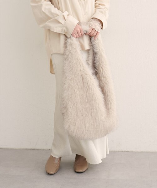 natural couture(ナチュラルクチュール)の「ワンハンドルファーBAG(トートバッグ・レディース・アイボリー/ブラウン・FREE)」の2枚目の写真