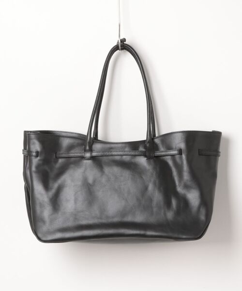 Scrap Book（スクラップブック）の「【MARGESHERWOOD】GRANDMA BAG LARGE_black pull-up（ショルダーバッグ・レディース・ブラック・FREE）」の2枚目の写真