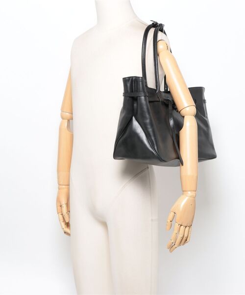 Scrap Book（スクラップブック）の「【MARGESHERWOOD】GRANDMA BAG LARGE_black pull-up（ショルダーバッグ・レディース・ブラック・FREE）」の5枚目の写真