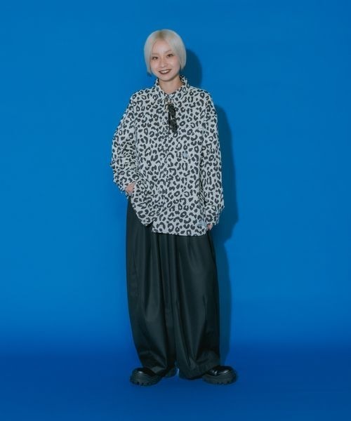 JEANASIS（ジーナシス）の「【みきのすけ企画】ライトオンスデニムシャツ/595523（シャツ/ブラウス・レディース・ブルー/ブラック/ホワイト系その他・FREE）」の7枚目の写真