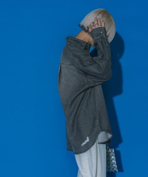 JEANASIS（ジーナシス）の「【みきのすけ企画】ライトオンスデニムシャツ/595523（シャツ/ブラウス・レディース・ブルー/ブラック/ホワイト系その他・FREE）」の13枚目の写真