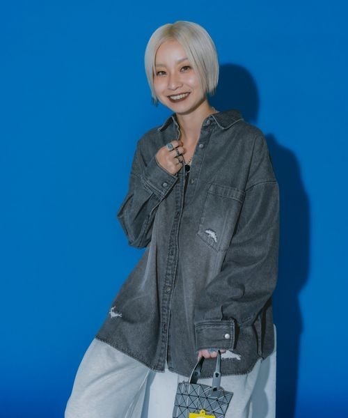 JEANASIS（ジーナシス）の「【みきのすけ企画】ライトオンスデニムシャツ/595523（シャツ/ブラウス・レディース・ブルー/ブラック/ホワイト系その他・FREE）」の16枚目の写真