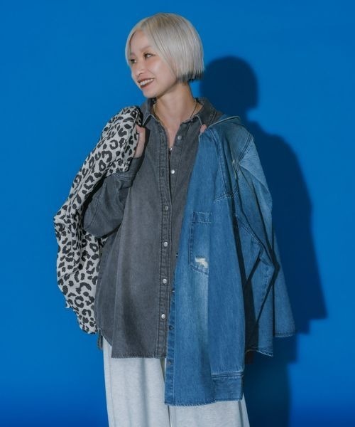 JEANASIS（ジーナシス）の「【みきのすけ企画】ライトオンスデニムシャツ/595523（シャツ/ブラウス・レディース・ブルー/ブラック/ホワイト系その他・FREE）」の17枚目の写真