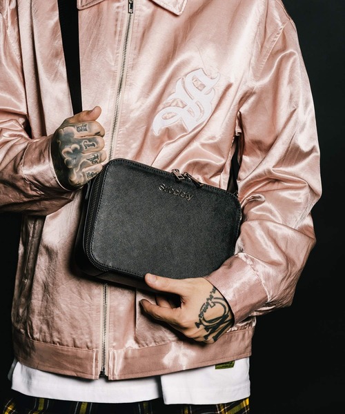 Subciety（サブサエティ）の「Leather shoulder bag（ショルダーバッグ・メンズ・ブラック/レッド・FREE）」の12枚目の写真