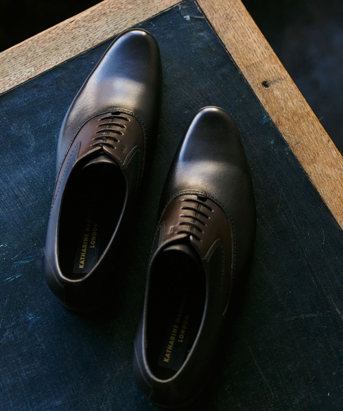 KATHARINE HAMNETT LONDON （キャサリンハムネットロンドン）の「KATHARINE HAMNETT LONDON/キャサリンハムネットロンドン 本革内羽根プレーントゥ（3955）（ドレスシューズ・メンズ・ダークブラウン/ブラック・24.5/25/25.5/26/26.5/27）」の9枚目の写真