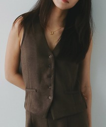 AJUGA.（アジュガ）の「フェルトニットVネックジレ（ベスト）」