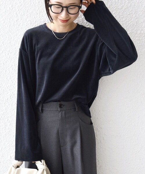 SHIPS(シップス)の「〈手洗い可能〉コットン ポリエステル ベロア ワイド スリーブ(Tシャツ/カットソー・レディース・ライトグリーン/ダークグレー/ネイビー・ONE SIZE)」の3枚目の写真