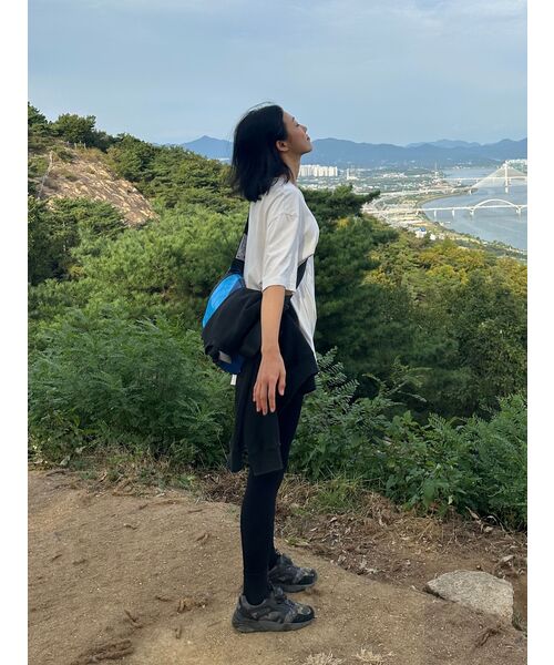 MUSINSA STANDARD（ムシンサスタンダード）の「リラックスフィットクルーネックTシャツ[クリーム]（Tシャツ/カットソー・メンズ・その他・LARGE/X-LARGE/XX-LARGE/XXX-LARGE/SMALL/MEDIUM）」の6枚目の写真