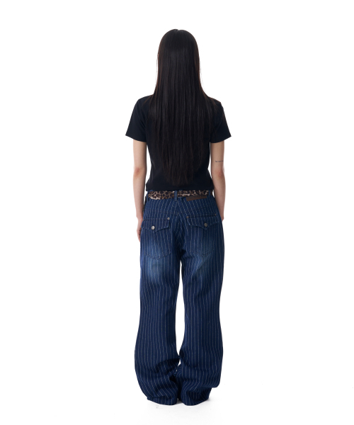 AAKAM(アーカム)の「Striped Flare Denim Pants (Blue)(デニムパンツ・レディース・その他・1/2)」の6枚目の写真
