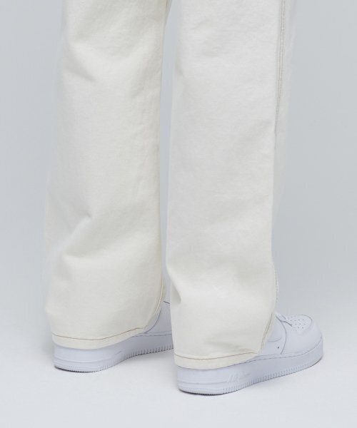 MUSINSA STANDARD（ムシンサスタンダード）の「コントラストステッチレギュラーフィットデニムパンツ[クリーム]（デニムパンツ・メンズ・その他・28/29/32/30/31/33/26/27/40/38/42/36/34）」の7枚目の写真