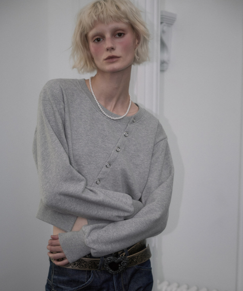 ROSEFRANTZ（ロゼフランツ）の「Eyelet Slit Sweatshirt [Gray]（スウェット・レディース・アッシュグレー・OS）」の6枚目の写真