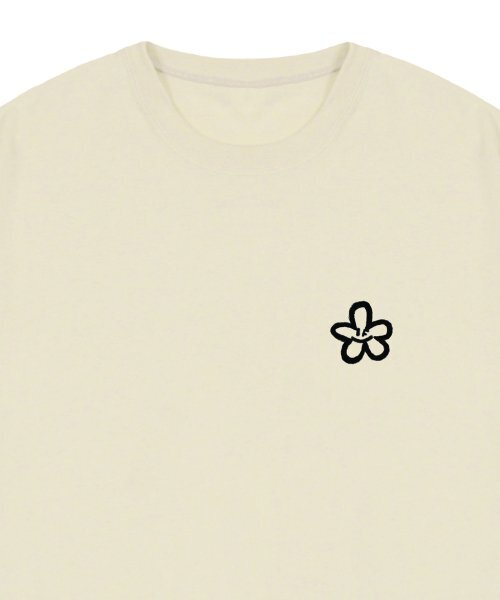 GRAVER（グレーバー）の「[ユニセックス]スモールスプレーフラワースマイル半袖Tシャツ_サンドベージュ（Tシャツ/カットソー・レディース・ベージュ・SMALL/MEDIUM/LARGE/X-LARGE）」の3枚目の写真