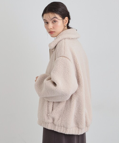 THE SHOP TK （ザ ショップ ティーケー ）の「マシュマロタッチ ボアボンバージャケット（ブルゾン・レディース・チャコールグレー/ナチュラル・12/13）」の8枚目の写真