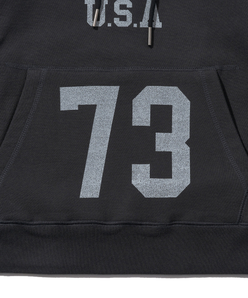 DISCUS ATHLETIC(ディスカス アスレチック)の「ヘビーウェイトレギュラーフィットナンバーフードパーカーウォッシュドブラック(パーカー・レディース・その他・LARGE/MEDIUM/X-LARGE)」の6枚目の写真