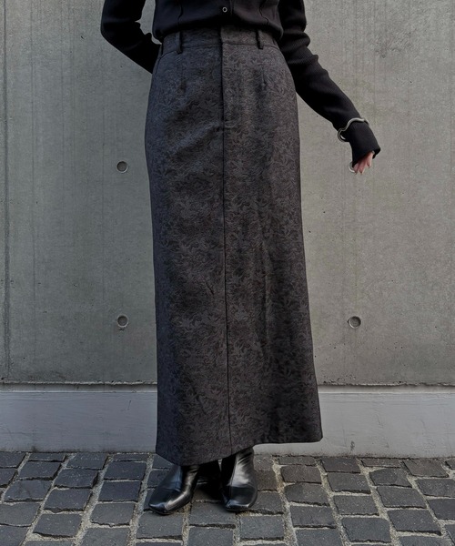 &g'aime(アンジェム)の「【&g'aime 】花柄タイトスカート Floral Tight Skirt(スカート・レディース・グレー/ブラック・FREE)」の5枚目の写真