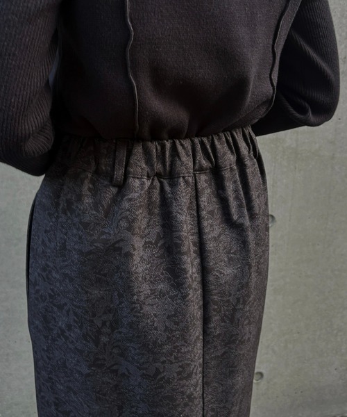 &g'aime(アンジェム)の「【&g'aime 】花柄タイトスカート Floral Tight Skirt(スカート・レディース・グレー/ブラック・FREE)」の11枚目の写真
