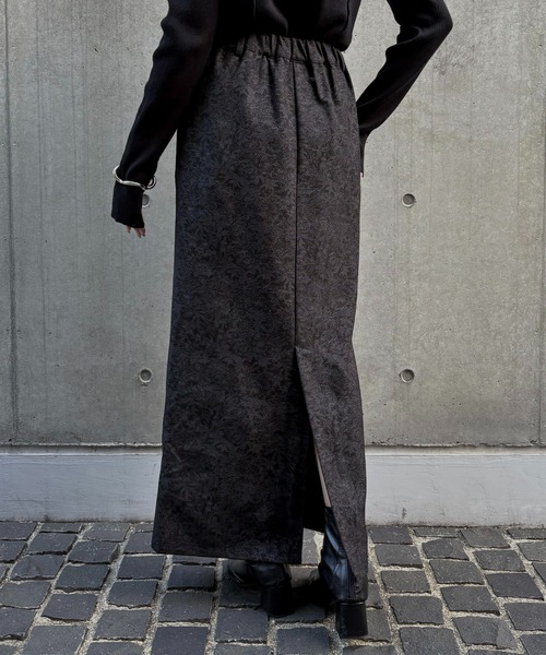 &g'aime(アンジェム)の「【&g'aime 】花柄タイトスカート Floral Tight Skirt(スカート・レディース・グレー/ブラック・FREE)」の8枚目の写真